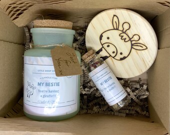Funny Giraffe Candle Gift Set: Sarcastic Bestie Candle with Coaster & Matches