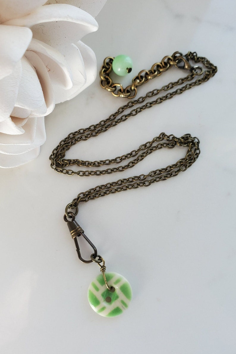 Antique button necklace. Victorian jewelry. Layering necklace. Necklace for stacking. Upcycled jewelry. China jewelry. Apple green vintage necklace. Button jewelry. Gift for her. Handmade gift. Necklaces for women. 19th Century china button necklace.