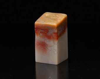 Sigillo in pietra Gaoshan / Blocco Shoushan tricolore naturale / Decorazione da scrivania per studiosi del Fujian / Opera d'arte da collezione