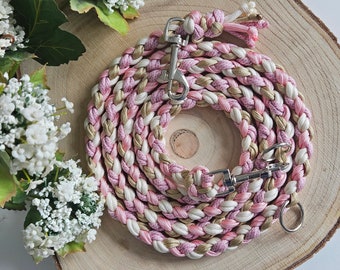 Hundeleine aus Paracord  in weiß, rosa und goldbraun | Wunschleine | Leine | rund geflochten | silber