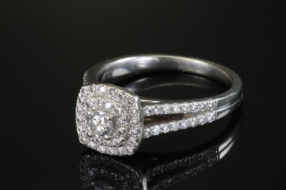 Vintage Sparkly! Engagement/Wedding ring, 10K white gold, size 6.75