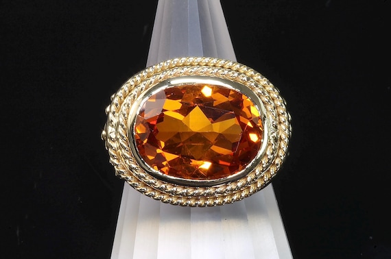 Vintage WOW! 18K yellow gold and huge citrine ring, showstopper, chic trendy anyone's fashion, statement estate jewelry, size 8 only