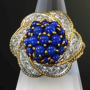 Wow! Vintage 18K yellow gold, lapis lazuli and diamond ring, big and bold statement estate jewelry, blue gemstone