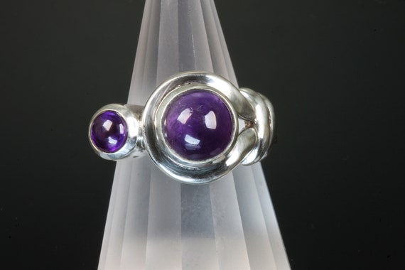 Vintage sterling silver and Amethyst cabochon ring , purple, cabochon gemstones, February birthstone, hallmarked 'M' great gift idea