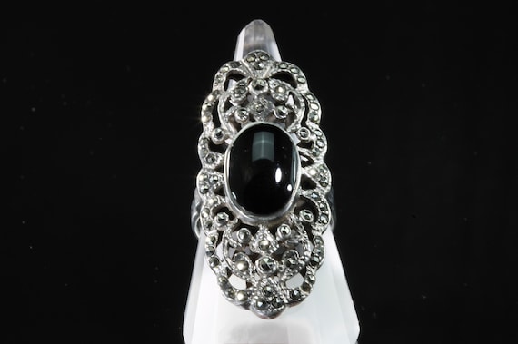Vintage Art Deco style ornate sterling silver marcasite and black onyx ring