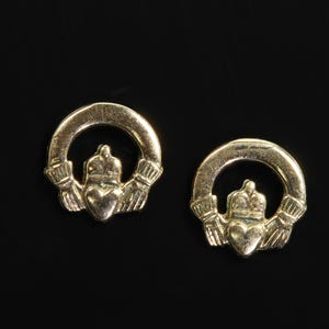Vintage Irish Celtic 1985 9K yellow gold claddagh stud earrings, love loyalty friendship, hallmarked, statement jewelry gift for anyone
