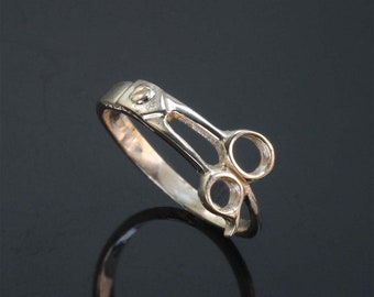 Handmade Ladies Pinkie Scissor Ring ©, 14K yellow gold, hair dresser, hair stylist, beautician, hair cut, seamstress, shears
