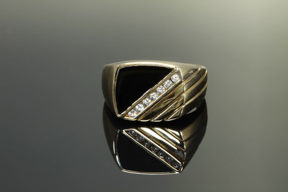 Gentleman's vintage 14K yellow gold, black onyx and diamond ring, retro, stylish, mens jewelry