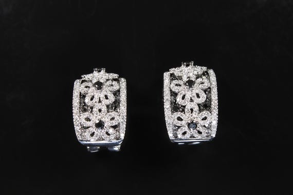 Vintage black and white diamond 14K white gold earrings, omega backs, Sparkles, gift for her, unique statement jewelry, ear candy