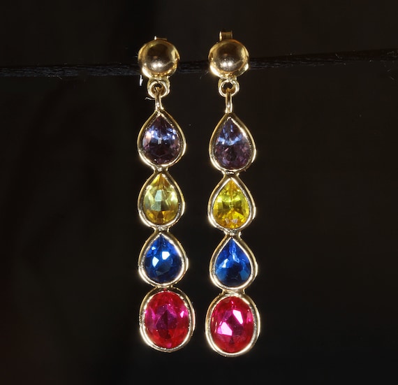 Vintage teardrop multi colored sapphire 14K yellow gold earrings, colorful ear candy, statement jewelry, dangle, drop