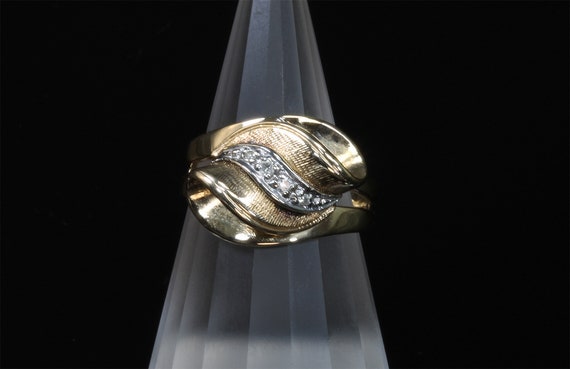 Vintage 14K yellow gold and diamond ring, Florentine finish, 1940-50s cocktail ring, feminine