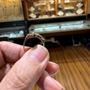 Anillo vintage de oro amarillo de 14 quilates con trébol de 0,85 cts y diamantes. ¡Suerte irlandesa! imagen 8