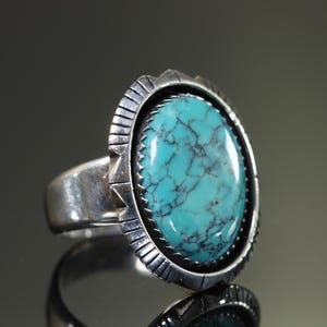 Vintage Lee Nieto sterling silver and turquoise ring, Indigenous southwestern style, gift idea, statement jewelry