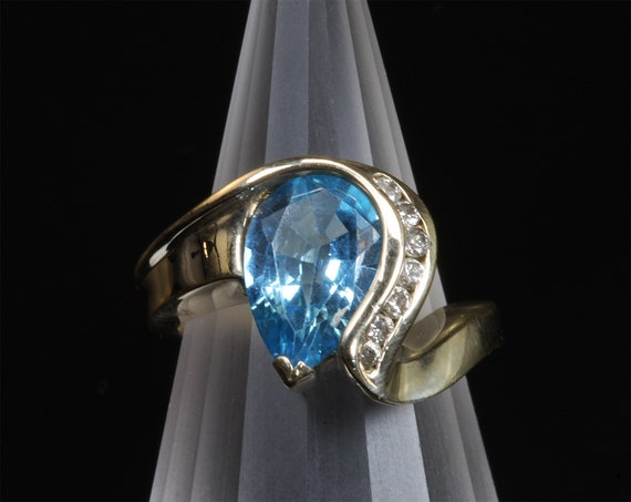 Vintage retro 14K yellow gold blue topaz and diamond ring, mid century, cocktail ring, December birthstone, wave