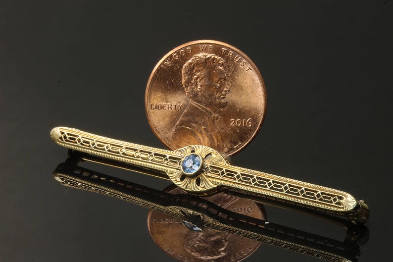 Vintage 14K Gold Art Deco Sapphire Bar Pin
