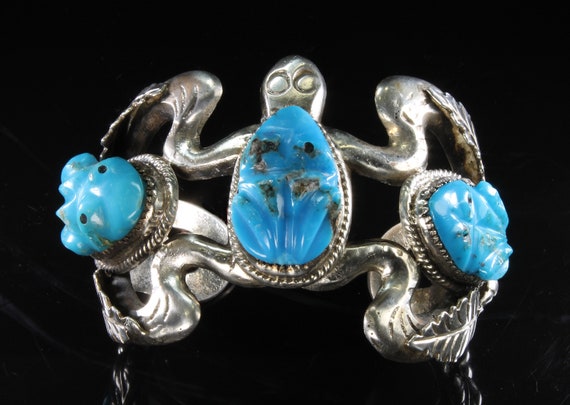 Vintage R Davis sterling silver and turquoise frog cuff bracelet, southwestern tribal statement unisex jewelry