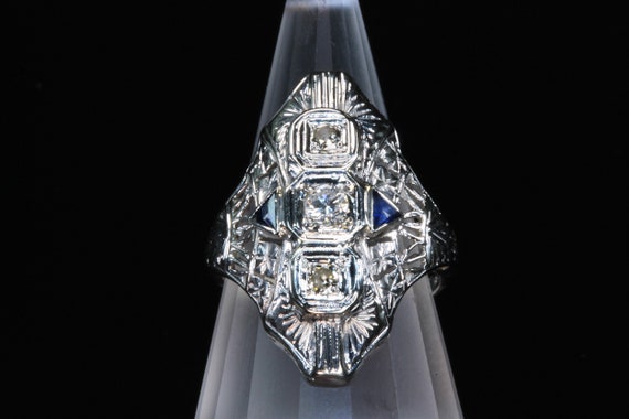 Vintage Art Deco 18K white gold diamond an sapphire ring, .30ctw, stunning gift for her, size 6.5 only