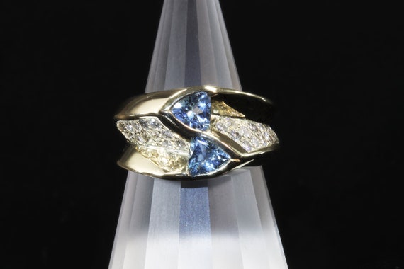 Handmade trillion aquamarine and diamond 14K yellow gold ring, March birthstone, unique style, cocktail ring, dazzling