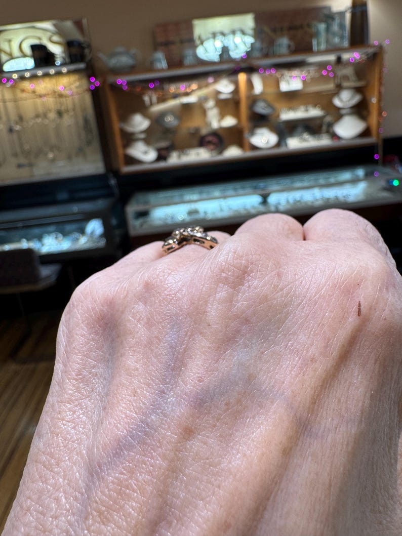 Anillo vintage de oro amarillo de 14 quilates con trébol de 0,85 cts y diamantes. ¡Suerte irlandesa! imagen 6