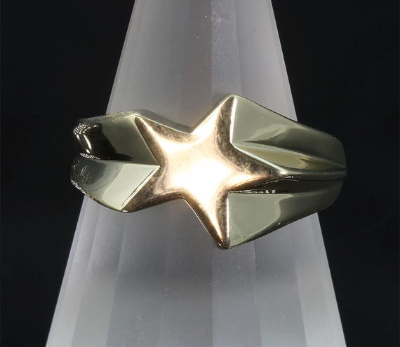 Our handmade 14K yellow gold shooting star ring, celestial jewelry, wish upon a star, star gazing, fine jewelry, gift for anyone