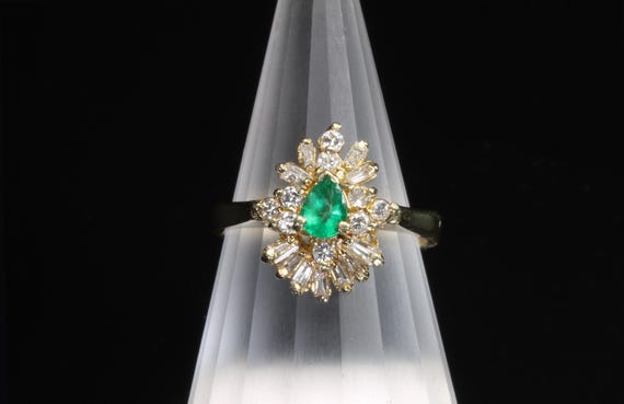 Vintage pear shaped emerald and diamond 14K yellow gold starburst ring, estate find, May birthstone, mid century style cocktail ring