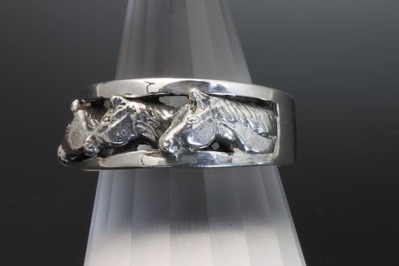 Handmade sterling silver Quarter Horse ring, Cavallo herd collection, horse breeds, equestrian gift, unisex jewelry, whoa!