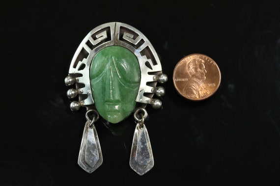 Vintage Taxco green stone carved face 925 brooch, pin/pendant combination