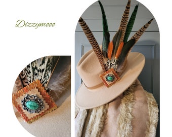 Hat feathers, feather pins, broaches, country hats