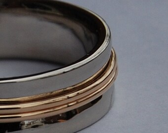 White and Yellow Gold Pathway Wedding band Set