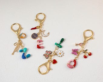 Personalized pendant keychains, epoxy resin letter pendant keychains, bag charms, personalized keychains, car keychains, birthday gifts