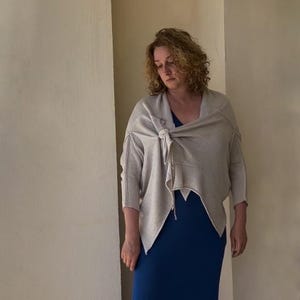 Elegant Knit Wrap Cardigan, Versatile Women’s Layering Piece, Soft and Lightweight Sweater, Stylish Boho Chic Outerwear for All Seasons