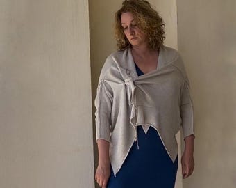 Elegante cárdigan cruzado de punto, prenda versátil para mujer, suéter suave y ligero, prenda exterior bohemia y chic para todas las estaciones.