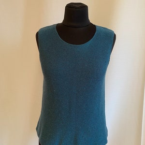 Knit Women&#39;s Tank Top, Sleeveless Layering Top, Sister Gift, Summer Wear, Stylish Gift For Her, Cozy Sleeveless Knit Top