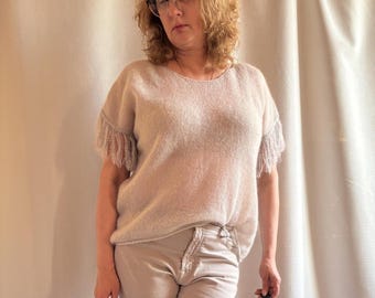 Top de seda mohair hecho a mano para mujer, suéter de punto transparente con flecos, top ligero para ocasiones festivas.