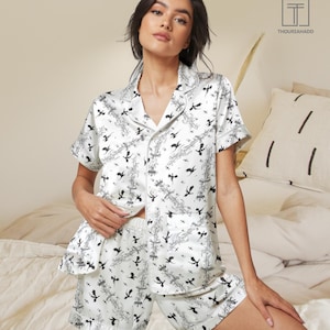 Fourth Wing Short Satin Pajamas, Dragon Fly Or Die Silk Pajamas, Dragon Bookish Bridal Party Pajamas, Dragon Matching Pajamas Women