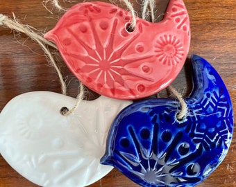 Ceramic bird ornaments, color choices, package decorations, Christmas tree ornaments, gifts for coworker