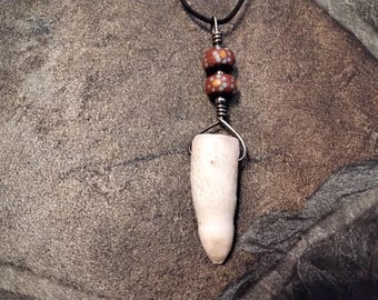 Alligator Large Tooth Necklace Sterling Silver With 2 Antique Trade Beads 3 3/8" x 1/2"