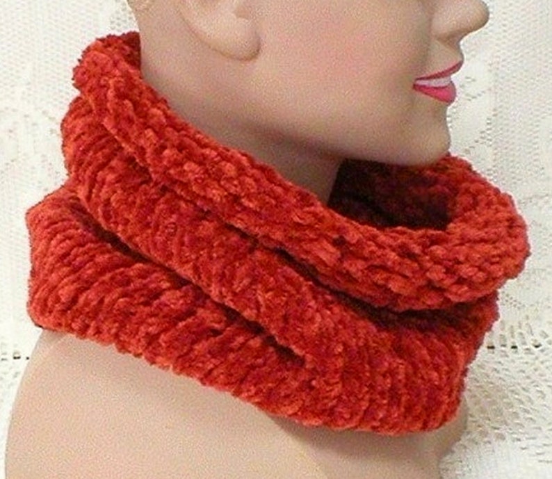 Rust copper cowl rust chenille cowl bulky knit spice cowl winter cowl rust hood scarf snood womens mens rust knit cowl Canada hiker toboggan afbeelding 1