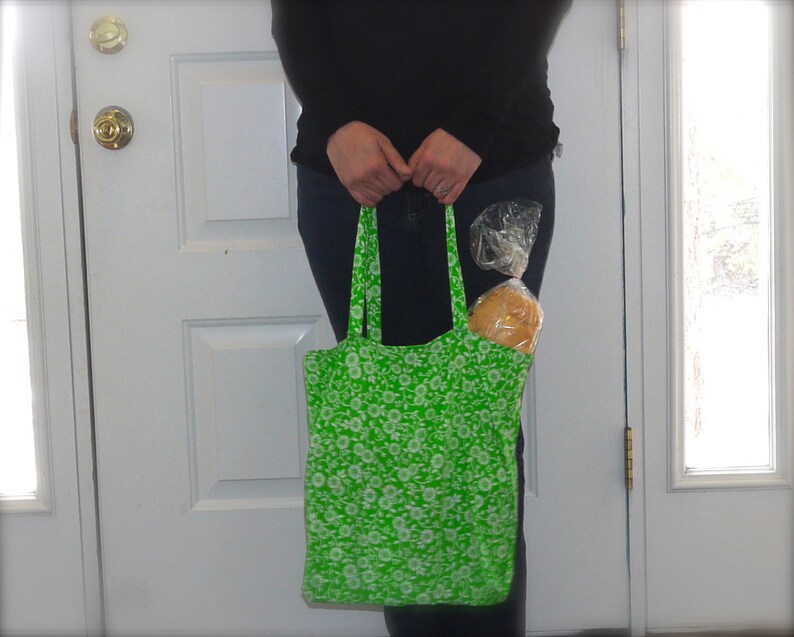 Recycled Fabric Reusable And Recycled Go Green Fabric Tote Grocery Tote Floral Grocery Bag Eco Friendly Plastic Bag Alternative Totes Bags Purses Explorer Amoon Fund
