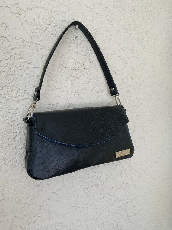Stylische Umhängetasche aus Kunstleder Schwarz Geprägtes Kroko