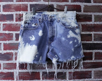 Distressed Denim Jean Cutoffs – reverse dyed shorts – Levi’s 550 Size 29