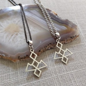 Twin Peaks Owl Cave Necklace - Your Choice of Gunmetal Curb or Silver Rolo Chain, Laura Palmer David Lynch Fire Walk With Me Fandom
