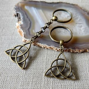 Celtic Knot Key Chain, Bronze Triquetra Trinity Knot Gaelic Key Ring - Etsy
