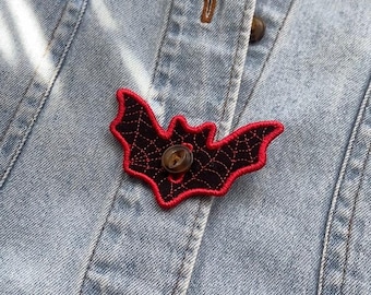 Gancio a bottone con pipistrello ricamato, accessorio per camicia, Halloween