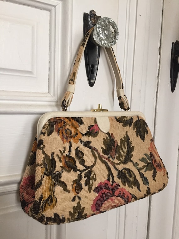 Vintage 1950s tapestry floral carpet bag purse