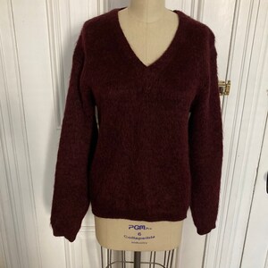 Vintage 1950s maroon vneck mohair sweater image 3