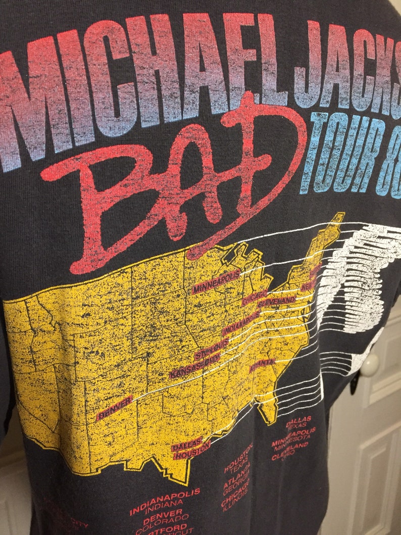 Vintage 1980s michael jackson bad tour concert tshirt image 2