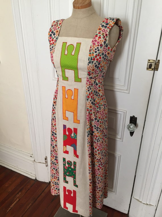 Vintage 1970s mountain artisans ditsy floral peopl