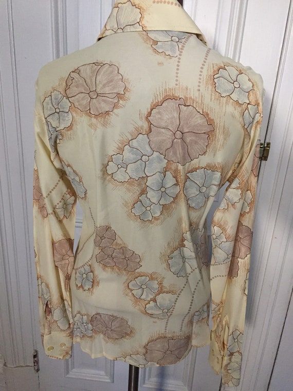 Vintage 1970s floral lady print blouse shirt - image 2