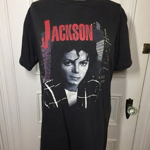 Vintage 1980s michael jackson bad tour concert tshirt image 1